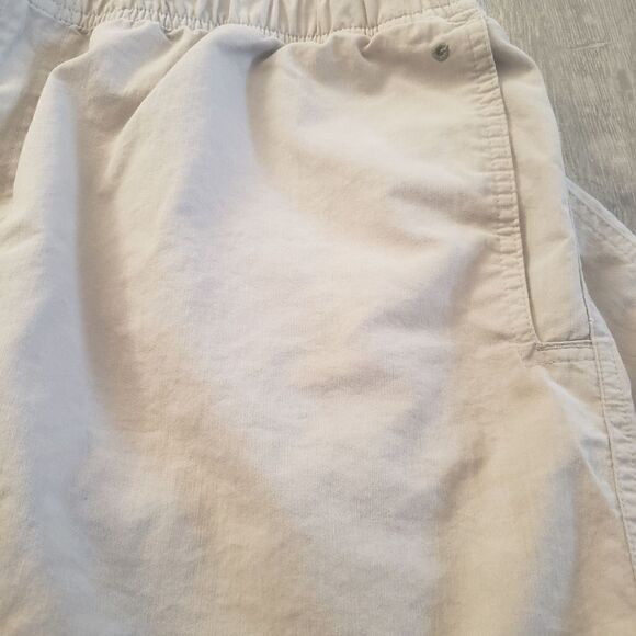 Columbia Sportswear Cargo Shorts Mens XL 32" Khaki Tan Outdoor Hiking Pockets - Picture 11 of 11